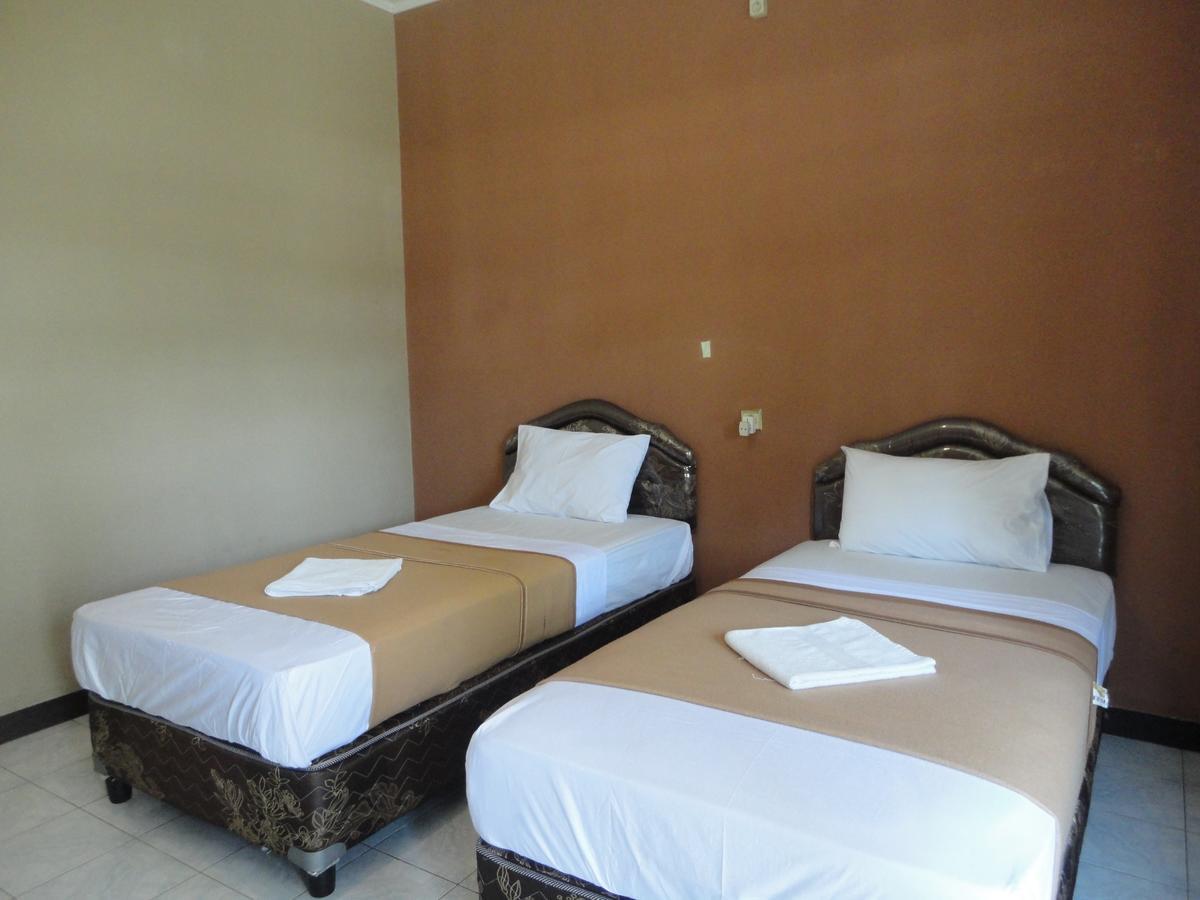Pakuna Beach Senggigi Exterior foto
